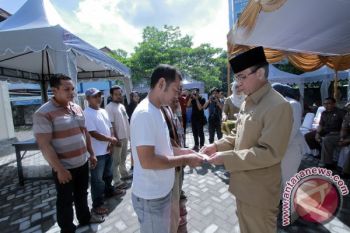Pemkot Salurkan Bantuan Nelayan Rp1,1 Miliar