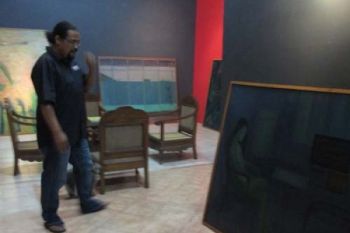 Pelukis Vietnam Pameran di Borobudur
