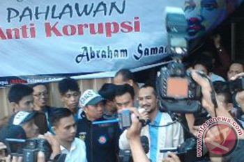 Abraham Samad Penuhi Panggilan Polda Sulselbar 