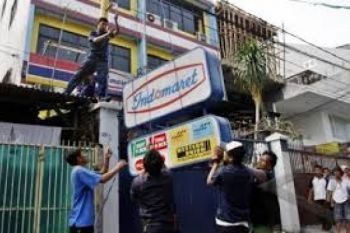 Bupati-Wakil Bupati Diperiksa Dugaan Suap Perizinan Indomaret