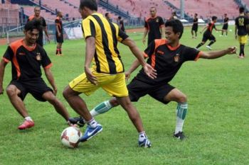 Persik Kesulitan Finansial