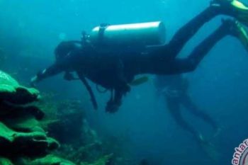 Dipamerkan Foto Biota Laut Kepada Tim CCRES