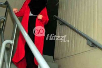 Siapa Bilang Perempuan Muslim Tak Dapat Bergaya