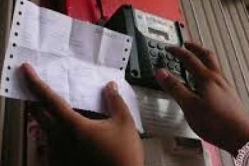 Pelanggan PLN Keluhkan Tagihan Melonjak 3.000 Persen