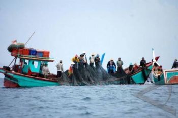 Kesulitan Urus Izin Kapal, Nelayan Datangi Dewan