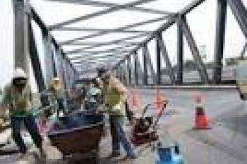 Warga Harapkan Perbaikan Jembatan Kali Medang