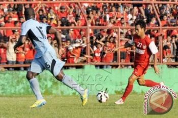 PSM kalahkan Persela Lamongan 4-2 