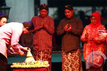 Ribuan warga Yogyakarta ikuti "Pisowanan Agung" 