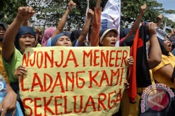 Sidang Sengketa Hutang Nyonya Menees Berakhir Buntu