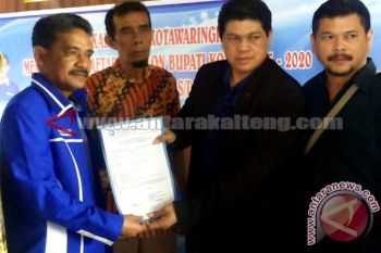 Ketua DPC Demokrat Kotim Daftar Ke PAN