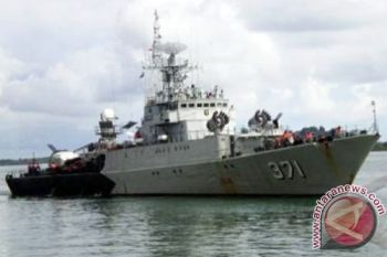 TNI AL Berhasil Selamatkan Seluruh Penumpang KM Nurah LIPI