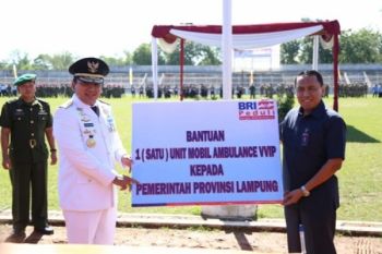  BRI Serahkan Satu Unit Ambulans Ke Pemprov