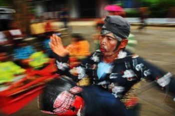 Parade Budaya Semarakkan Hari Jadi Kabupaten Cilacap