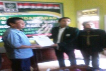 Erwin Arifin Mendaftar Calon Bupati Ke PKB