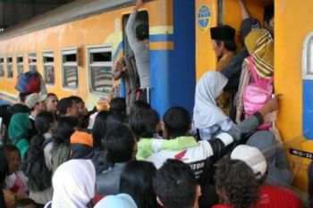 Calon Penumpang KA Diimbau Perhatikan Grafik Perjalanan Baru
