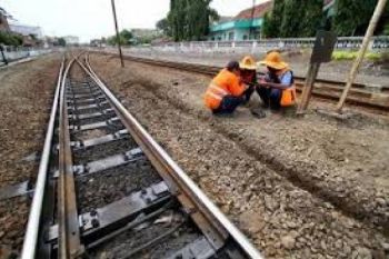Jalur KA Tawang-Pelabuhan Lewati Empat Perkampungan