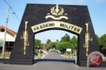 Taruna Akadamei Militer India Kunjungi Akmil