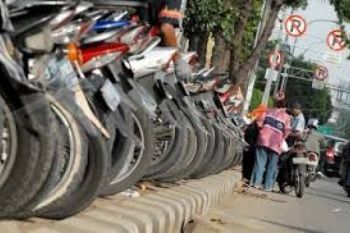 Penggembokan Parkir Liar Bakal Diatur Perda
