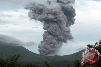 Dinas pariwisata ingatkan wisatawan jauhi kawah Lokon