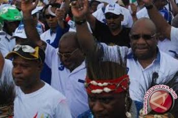 Festival budaya Papua dipadukan dengan peringatan kepemimpinan gubernur