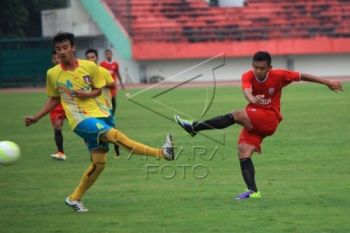 Hadapi Divisi Utama, Persis Dekati "Striker" Persik