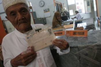 Terkait Pensiun PNS, Pemerintah Diminta Libatkan "Stakeholder"
