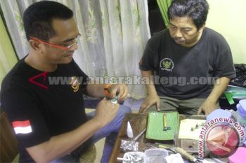 Pemkot Diharapkan Sediakan Lokasi Penjualan Batu Akik