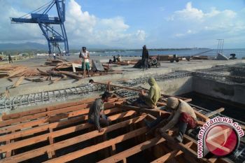Pemprov Papua berharap tol laut sampai Papua