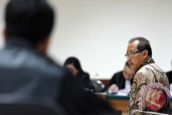 KPK Periksa 50 Pegawai Pemkab Bangkalan Terkait Fuad Amin
