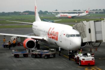Pesawat Lion Air Tergelincir di Bandara Juanda 