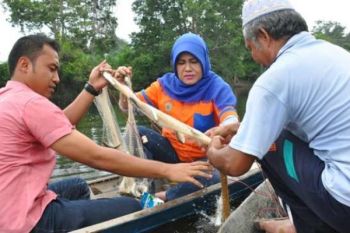 Eva Yuliana: Tinggal Dipoles Maka Jadi Objek Wisata Andalan