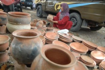 Penjual Gerabah
