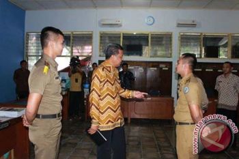 Bupati Bantaeng sidak ruang kerja PNS