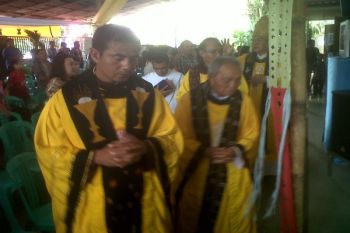 Uskup Manado minta umat maknai damai Paskah