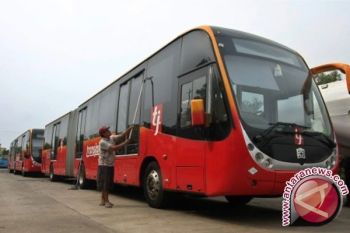  Tangerang Serahkan Kajian Jalur Layang Transjakarta Ke DKI
