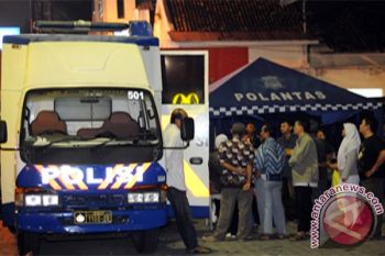 SIM keliling malam hari