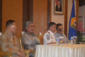Menhub Paparkan Bantuan Proyek 2015 Untuk Sultra