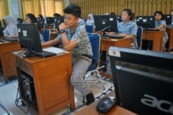 Trafo Terbakar, UN Online SMK 17 Temanggung Tertunda