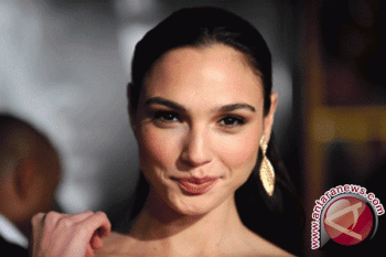 Sekuel "Wonder Woman" Kembali Diramaikan Patty Jenkins dan Gal Gadot