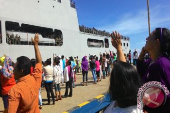 Warga Poso Lepas Prajurit PPRC TNI 
