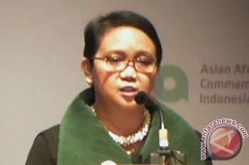 Menlu Manfaatkan KAA untuk Pertemuan Bilateral