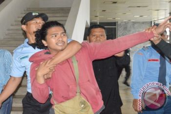Mahasiswa Demo di DPR RI Tolak Pelemahan KPK