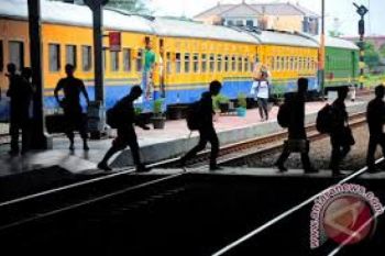 Jalan Depan Stasiun Purwokerto Disterilkan Antisipasi Kemacetan