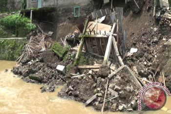 Kerugian banjir di Sleman capai miliaran rupiah