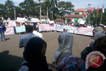Massa demo minta hapuskan jalur undangan SNMPTN