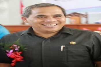 Bupati Ingatkan Hukum Tua Soal Dana Desa