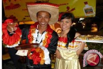 40 Pramusaji Sail Tomini 2015 Sudah Dilatih