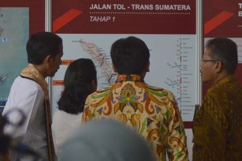 Pembangunan jalan tol Sumatera terintegrasi dengan pelabuhan Bakauheni