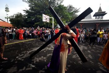 Drama Penyaliban Yesus