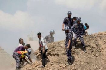 Gempa Nepal Diperkirakan Memakan Korban Sampai 10.000 Jiwa